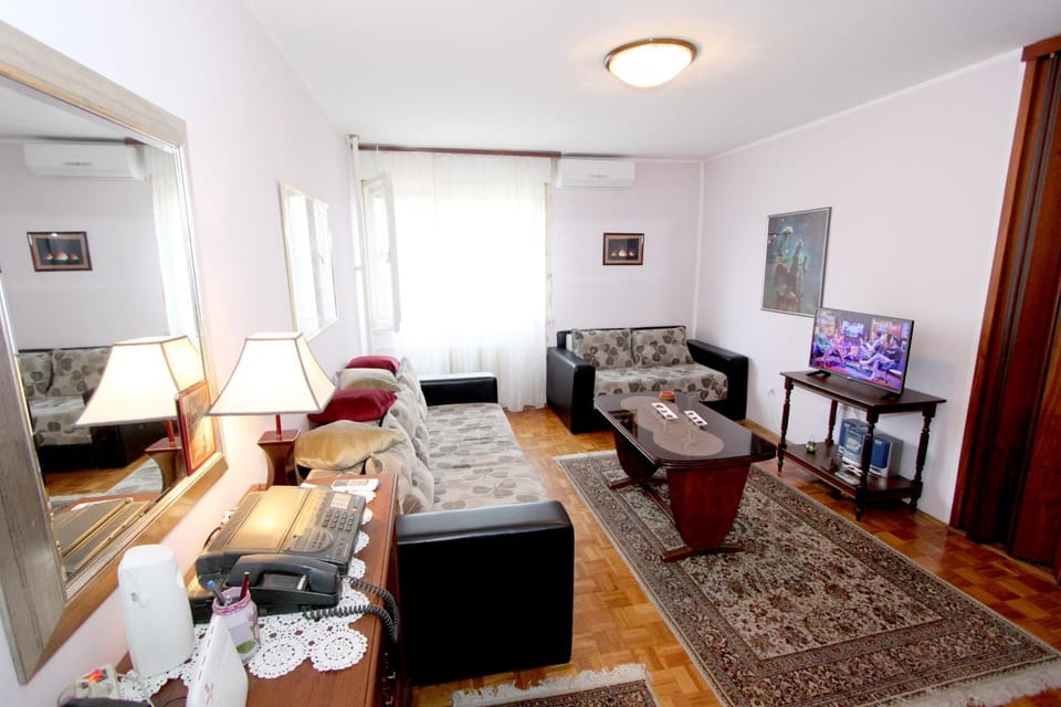 Bohemian Rhapsody NBG Apartment in Belgrade
