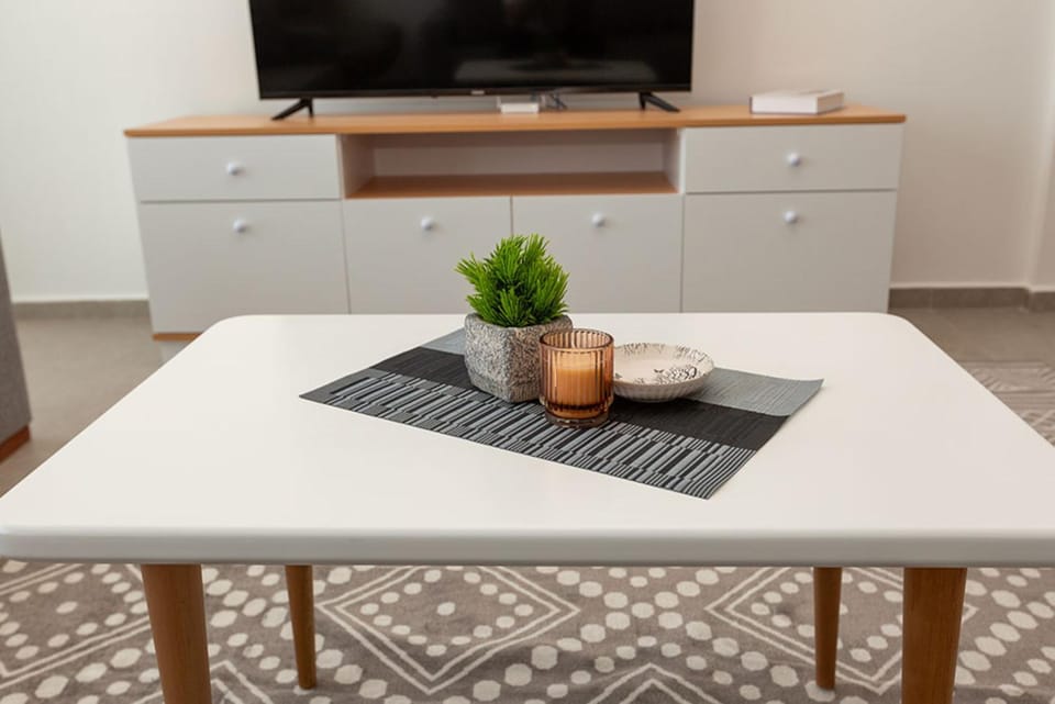 TV and multimedia, Food and drinks, Drinks