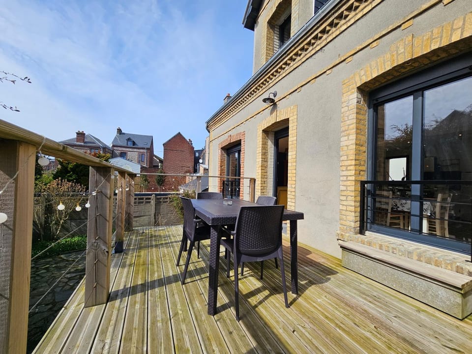 L'Etretataise, maison avec parking plein centre House in Étretat