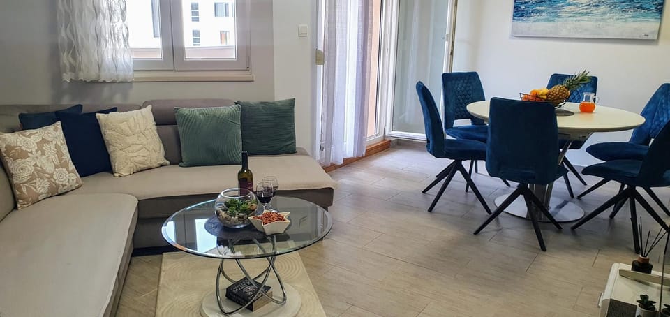 Apartment JASS next to MALL OF SPLIT Apartment in Split