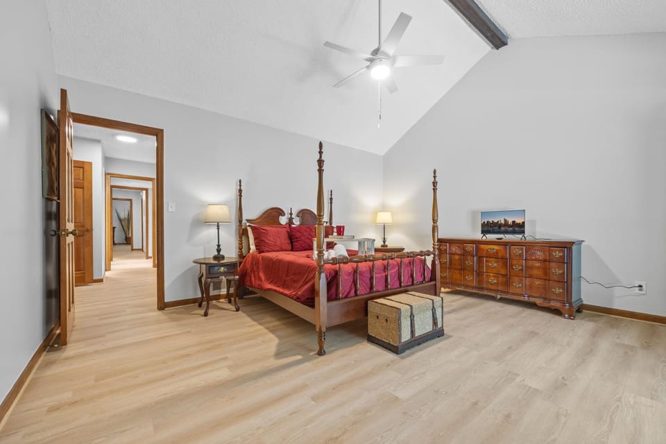 Bed, Bedroom
