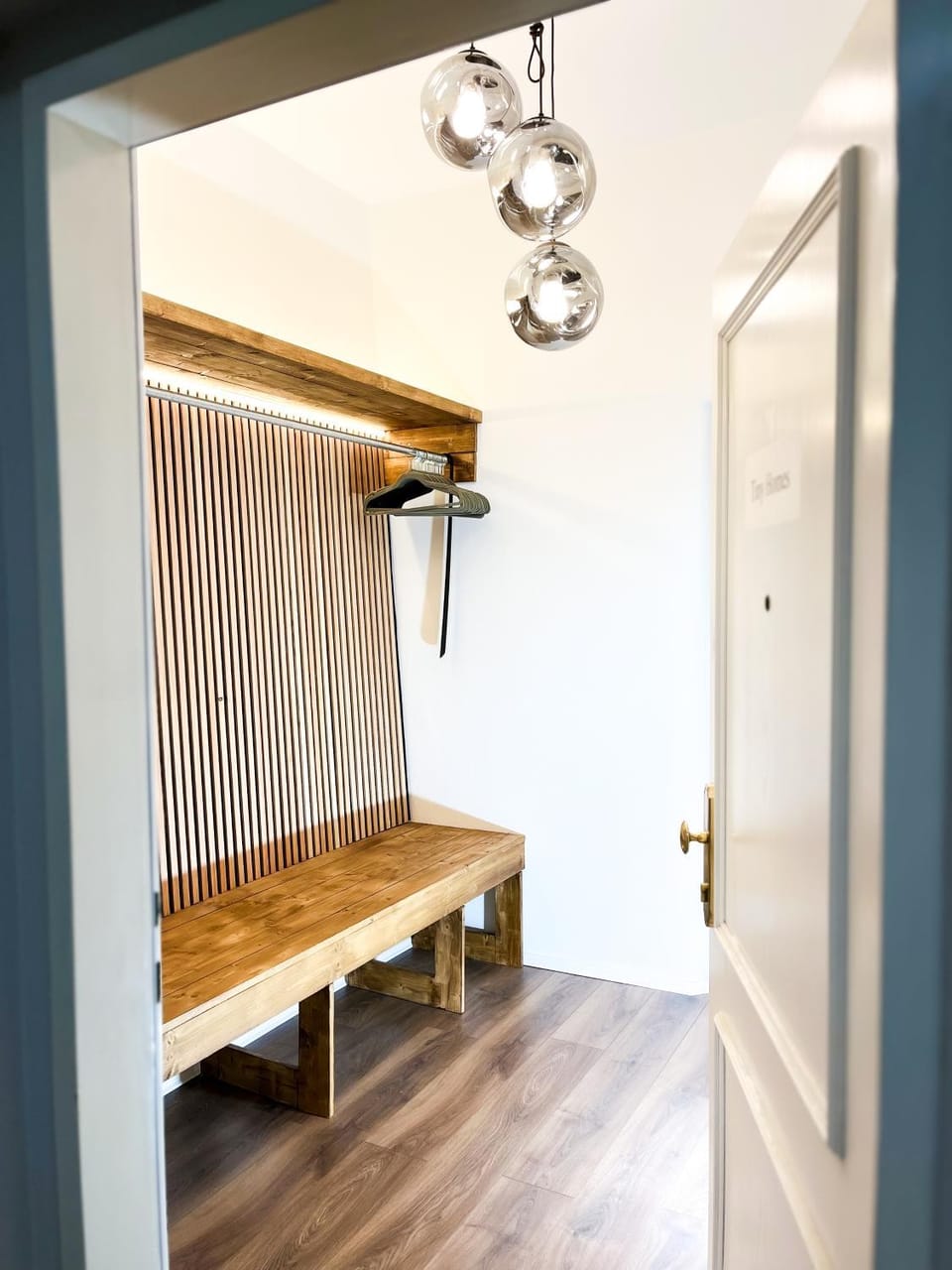 Photo of the whole room, wardrobe