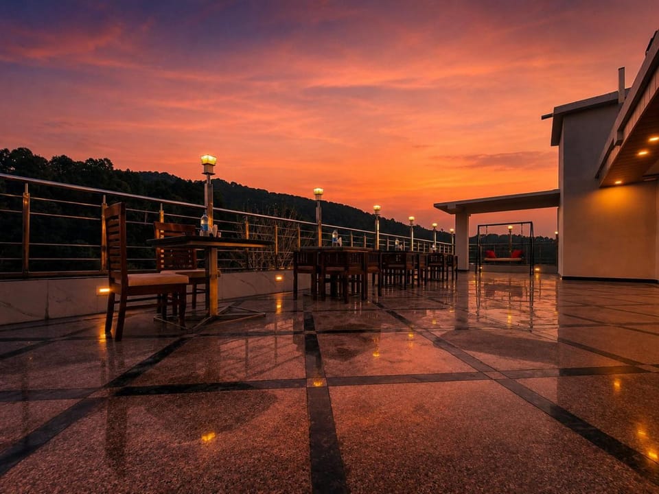 Day, View (from property/room), Balcony/Terrace, Sunrise, Sunset
