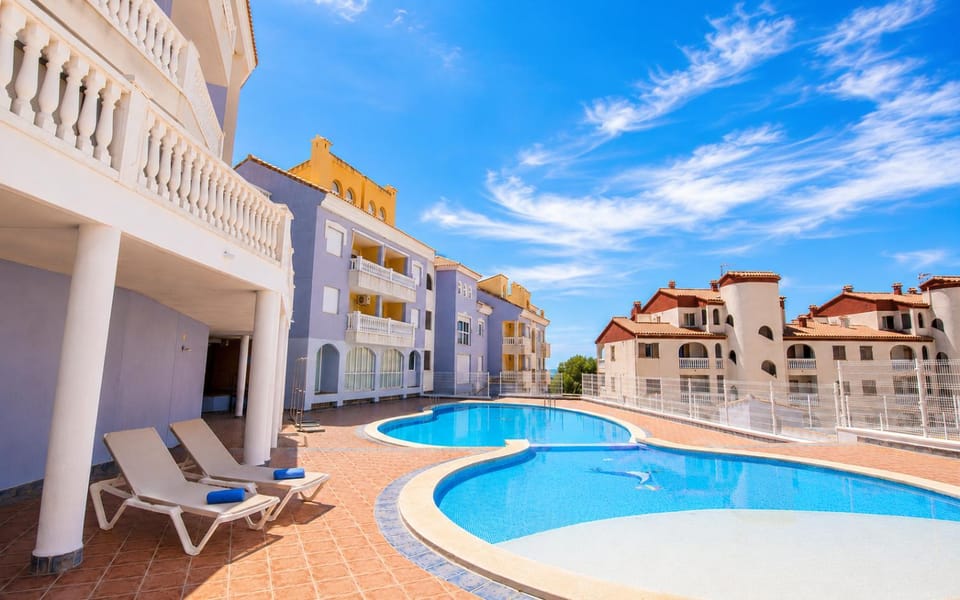 Garden, Swimming pool