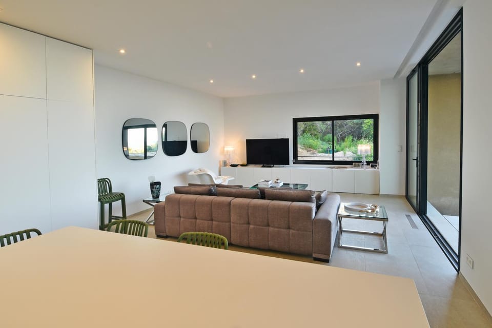 TV and multimedia, Living room