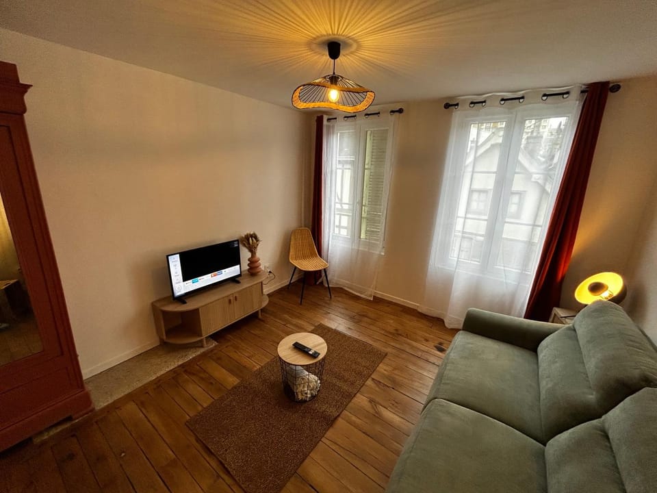 Le Bois Jaillant - Wifi - Centre ville historique - Proche Gare Apartment in Troyes