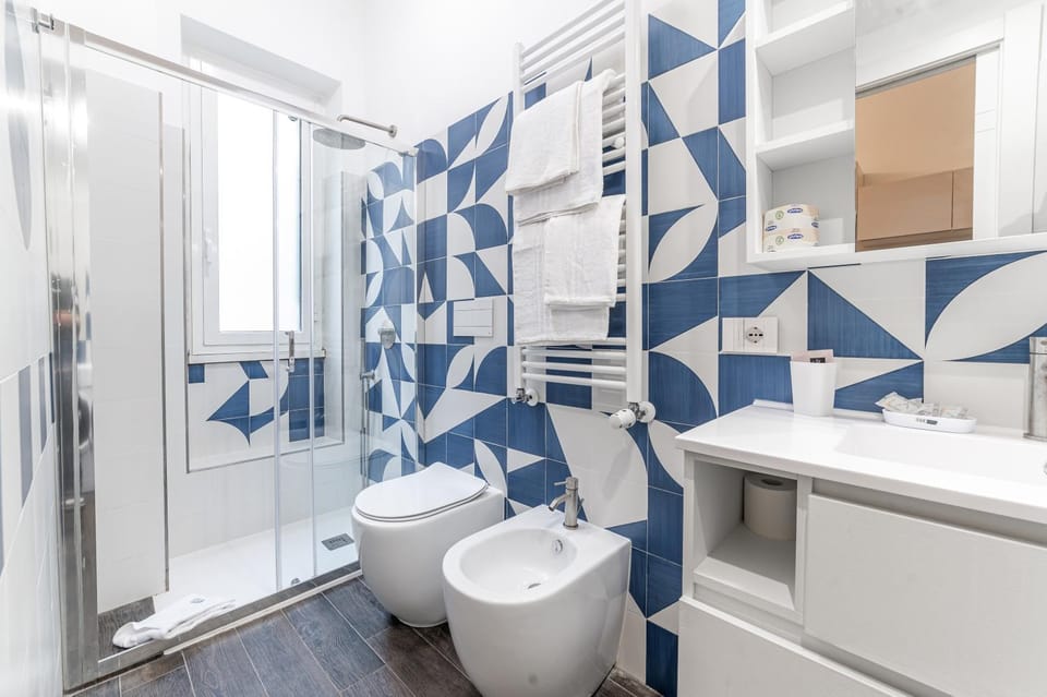 Shower, Toilet, Bathroom, bidet