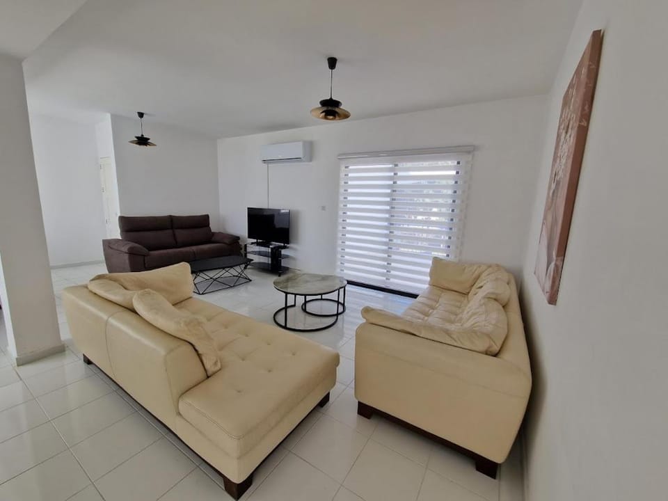 3 Bedroom Apartment, Natalia Centre, by NOMA STAYS Cyprus Apartment in Paphos