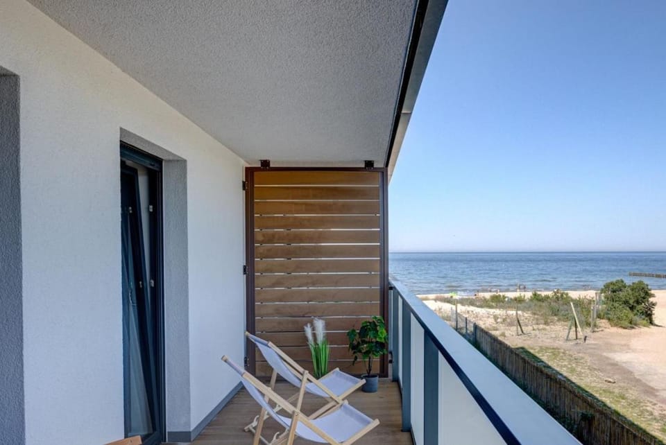 Apartament GARDENIA BLUE Dziwnów z widokiem na morze EPapartamenty Apartment in West Pomeranian Voivodeship, Poland