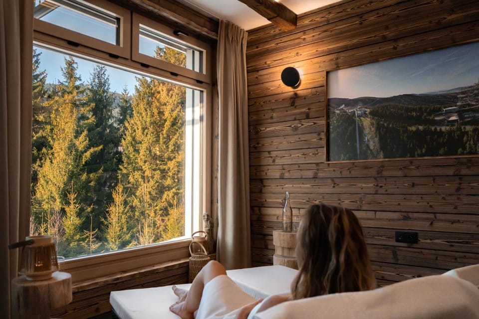 Spa and wellness centre/facilities, Mountain view