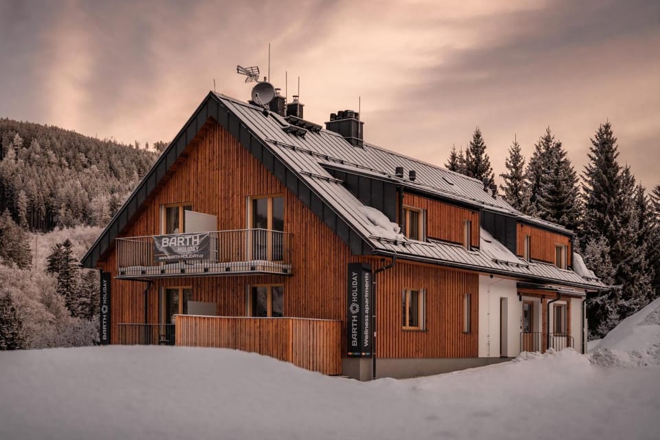 Property building, Natural landscape, Winter