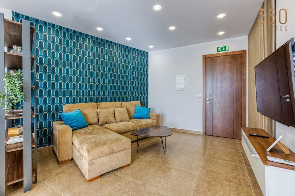 Communal lounge/ TV room, TV and multimedia, Living room