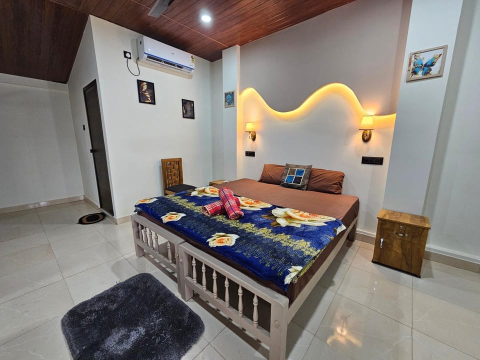 Bed, Bedroom, air conditioner