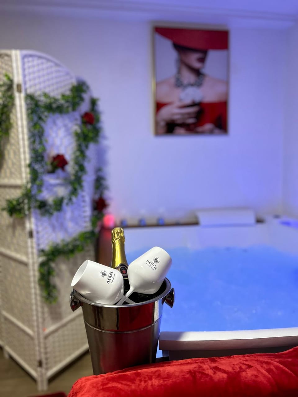 Romantic Room - Jaccuzi Privé -Appartement Cannes Apartment in Cannes