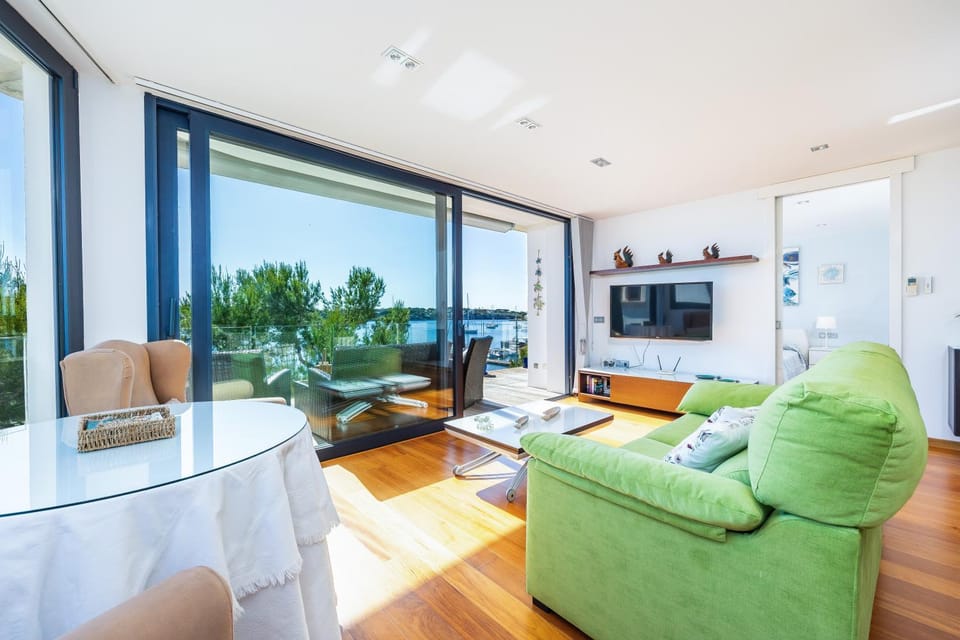 Property building, Living room