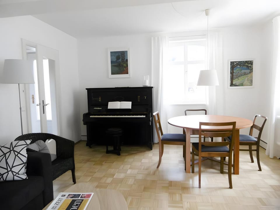 Property building, Living room