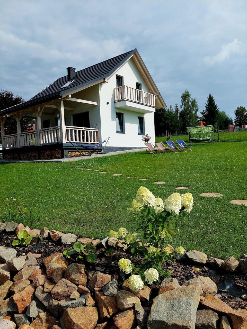 Property building, Spring, Natural landscape, Garden, Garden view