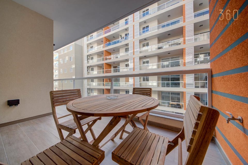 Patio, Day, View (from property/room), Balcony/Terrace, Living room, Seating area, Dining area