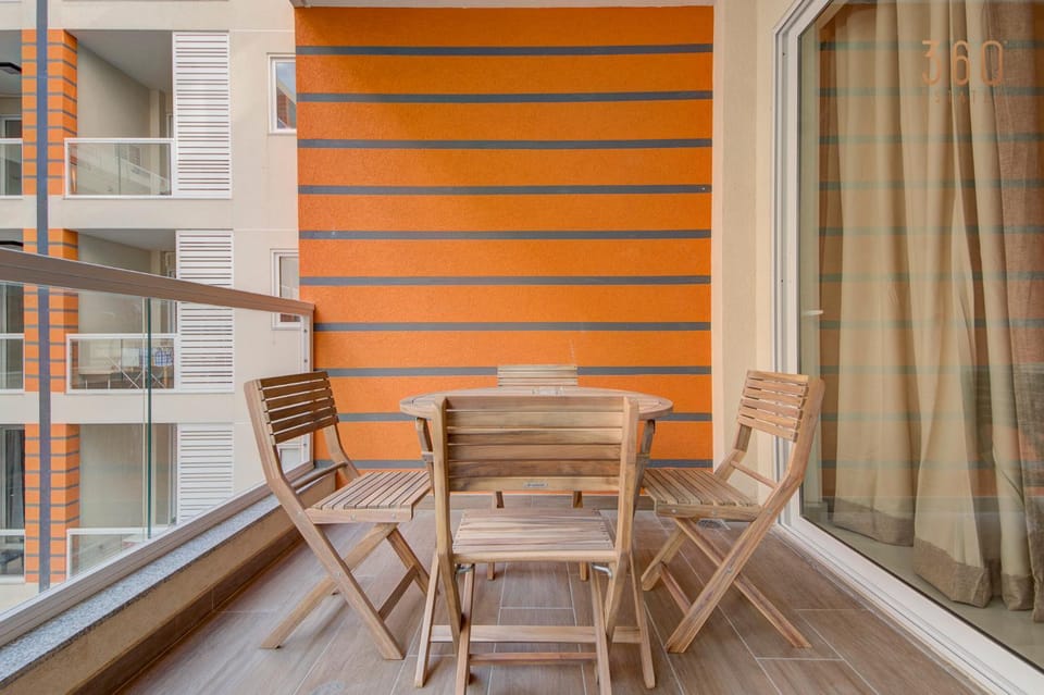 Patio, Day, View (from property/room), Balcony/Terrace, Living room, Seating area, Dining area