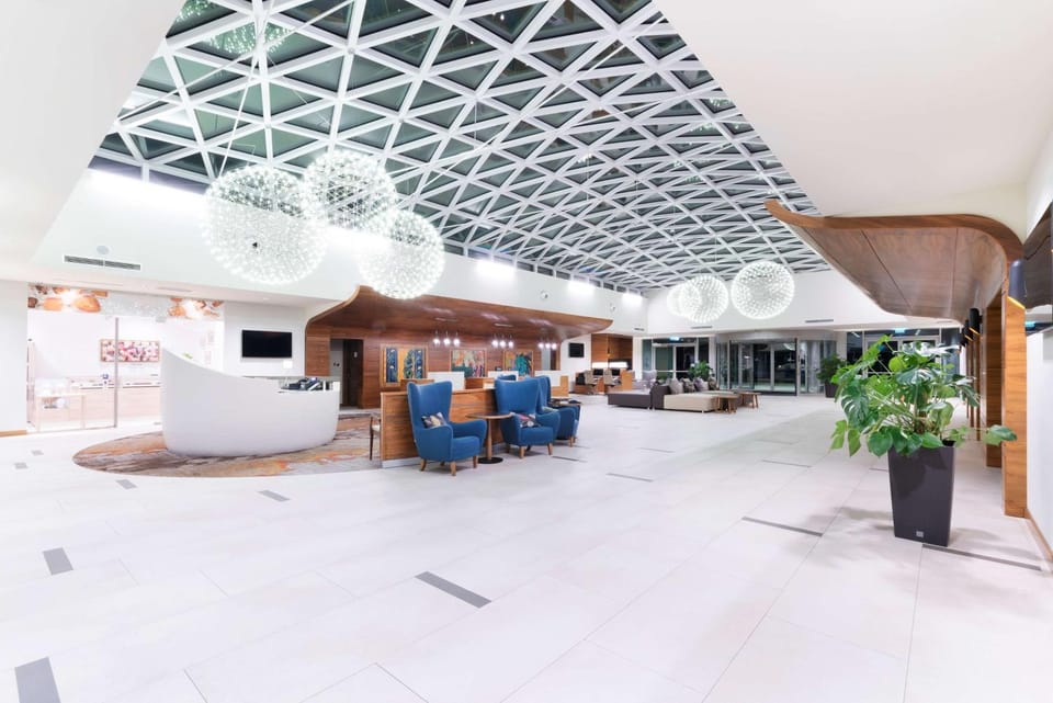 Lobby or reception, Lobby or reception