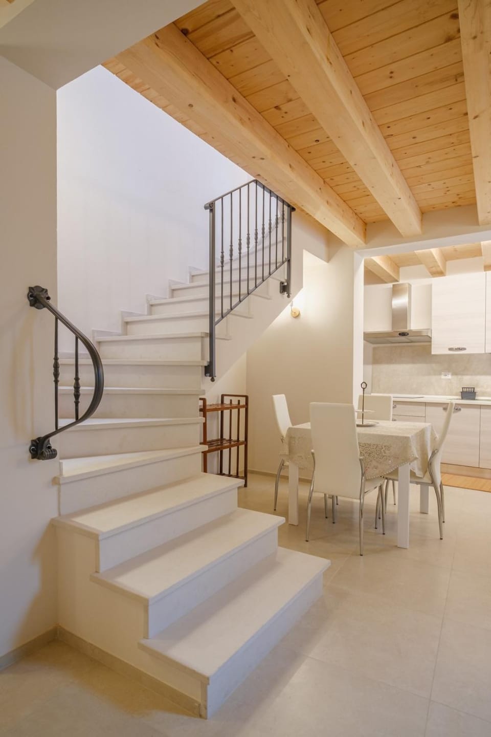 Kitchen or kitchenette, Living room, Seating area