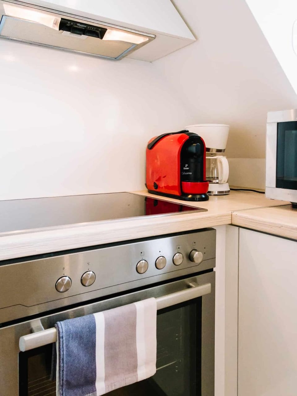 Kitchen or kitchenette, stove