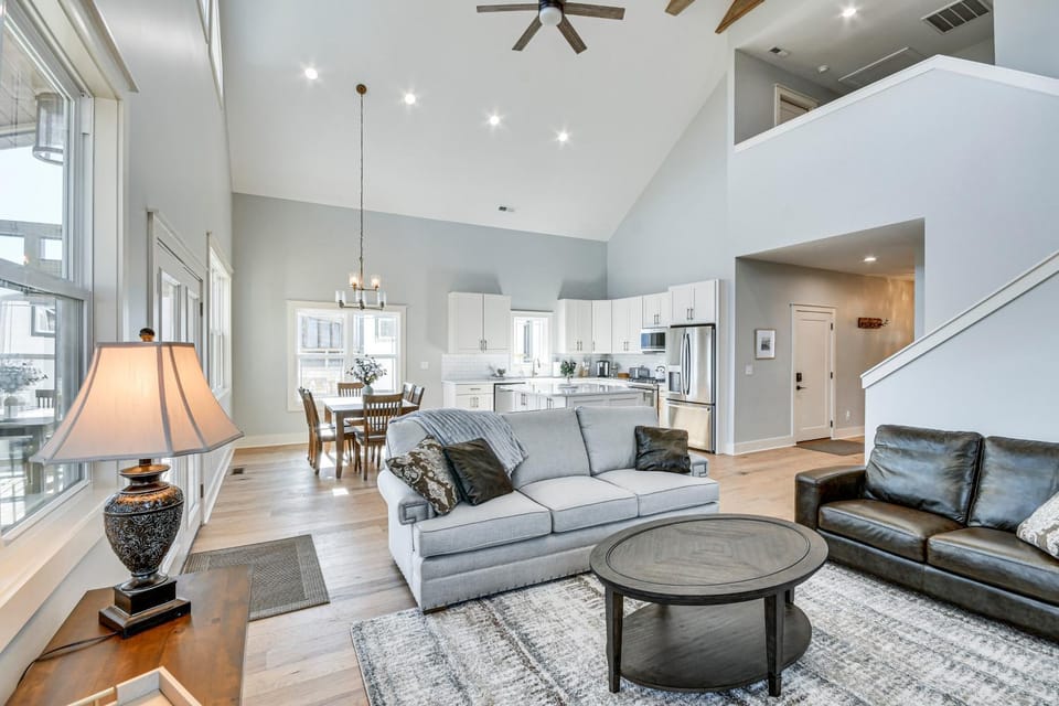 Newly Built Home with Mtn Views in Black Mountain! House in Black Mountain