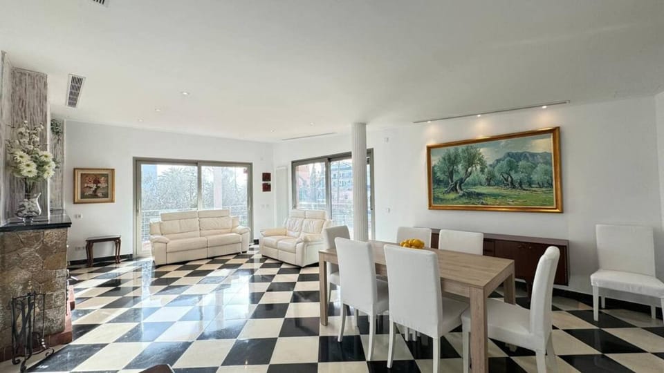 Property building, Living room