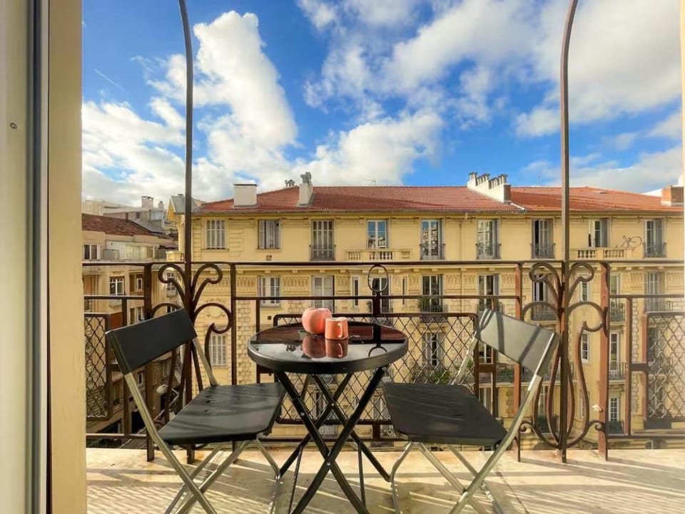 Nice Gare Studio Apartment in Nice