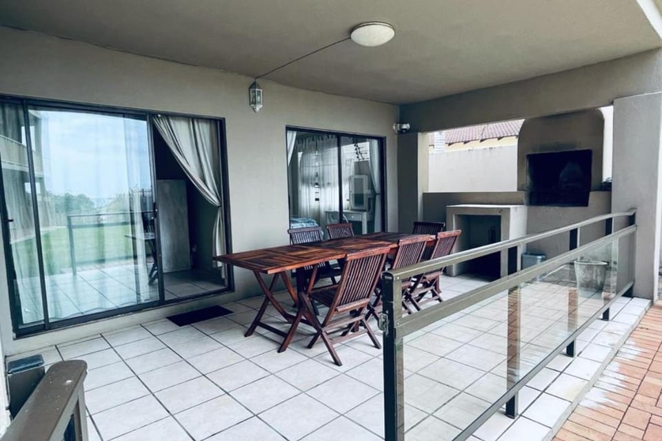 Ocean Breeze 13 Apartment in Margate