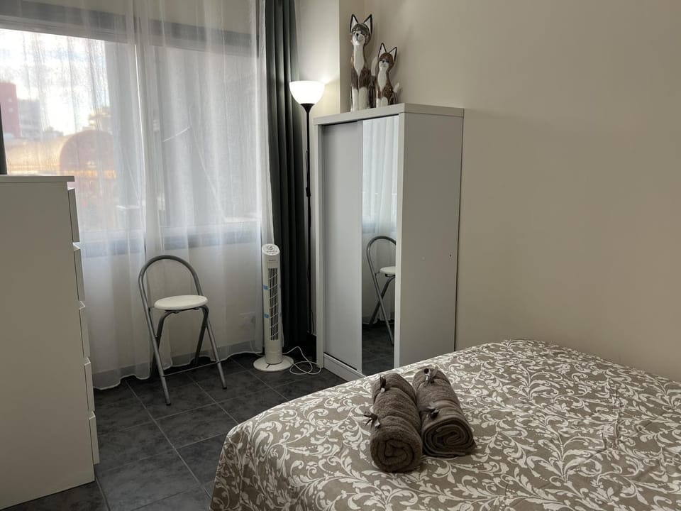 Bed, Photo of the whole room, Bedroom, towels, wardrobe