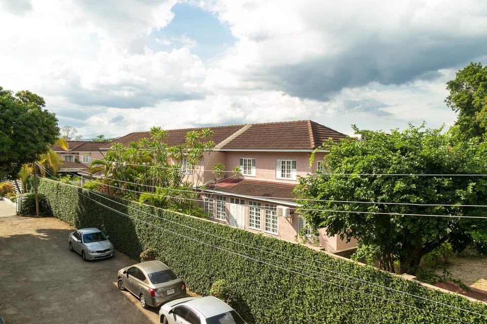 Choose To Be Happy at Seymour #9 and #16 - Studio Apartments w Pool Apartment in Kingston