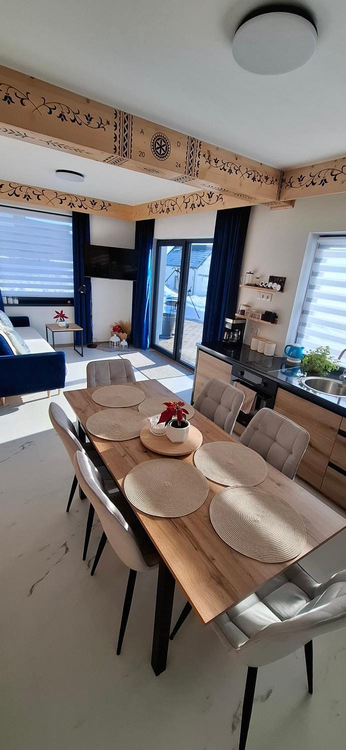 Coffee/tea facilities, Living room, Dining area