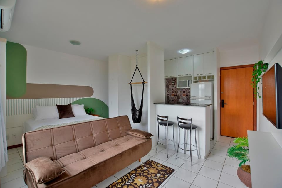 Bed, TV and multimedia, Kitchen or kitchenette, Photo of the whole room, Dining area, Bedroom, air conditioner