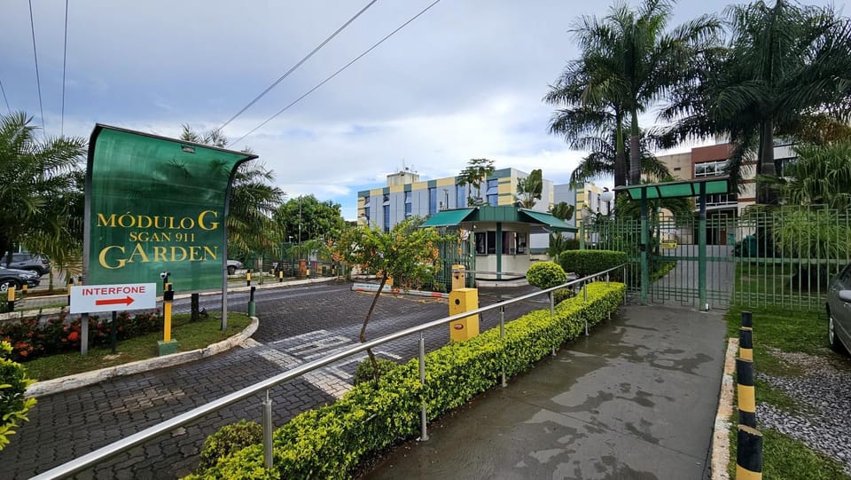 Property building, Location