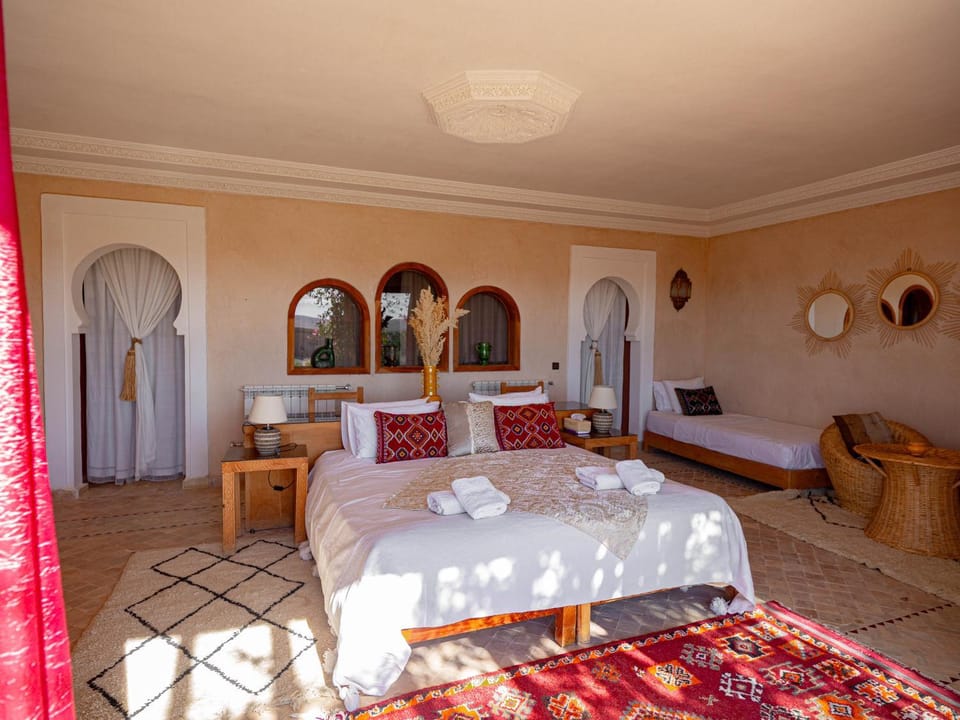 Bed, Photo of the whole room, Bedroom, Pool view, safe, wardrobe
