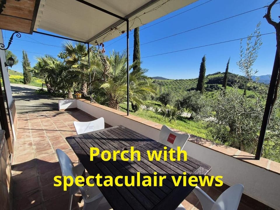 Agro tourism house GAUGUIN with pool Finca el Moralejo TOLOX House in Sierra de las Nieves