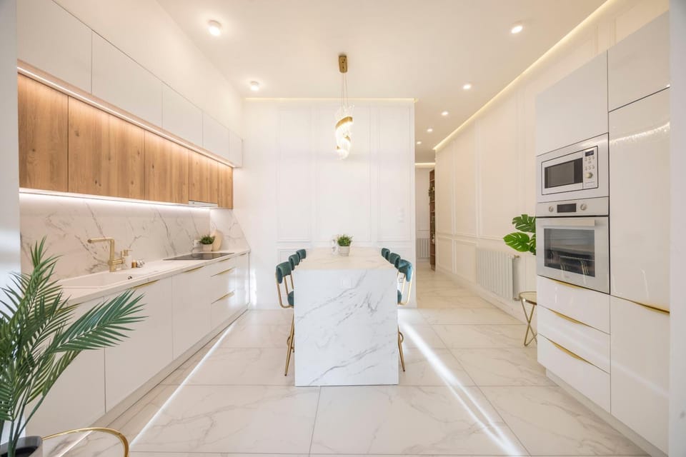Kitchen or kitchenette, Living room, Photo of the whole room, Seating area, oven, stove