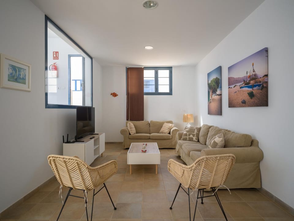 Communal lounge/ TV room, Living room