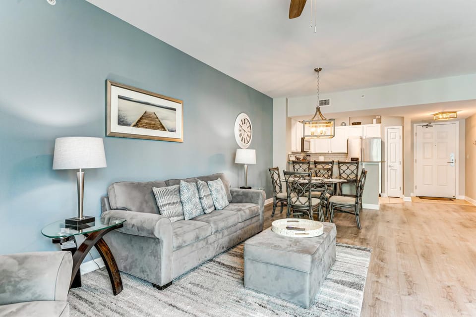 1 Mi to Henderson Beach: Condo w/ Resort Perks! House in Destin