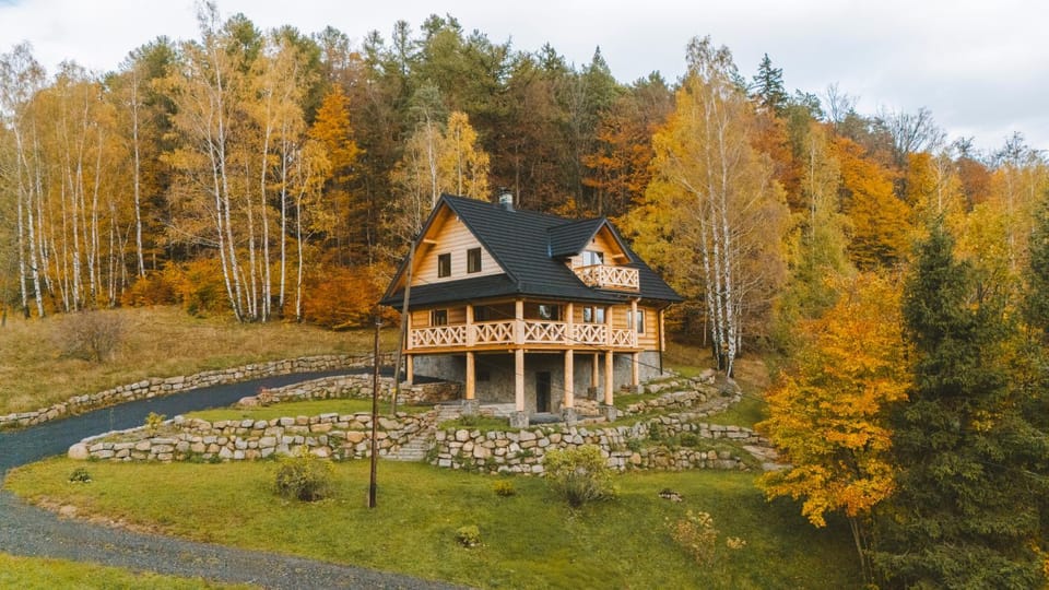 Property building, Garden, Garden, Balcony/Terrace, Balcony/Terrace, Autumn, Garden view, Garden view