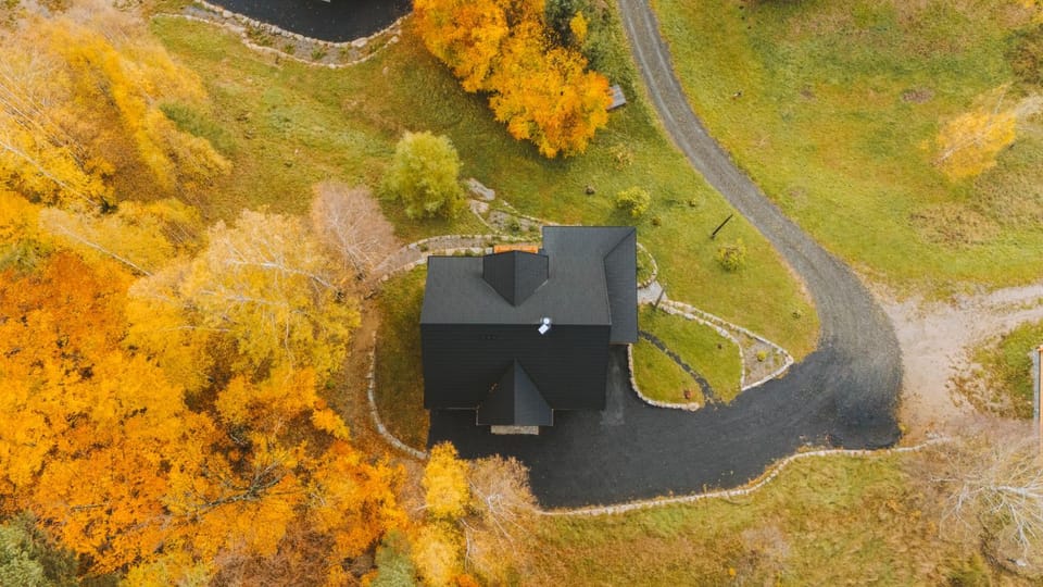 Property building, Bird's eye view, Garden, Garden, View (from property/room), View (from property/room), Autumn, Garden view, Garden view
