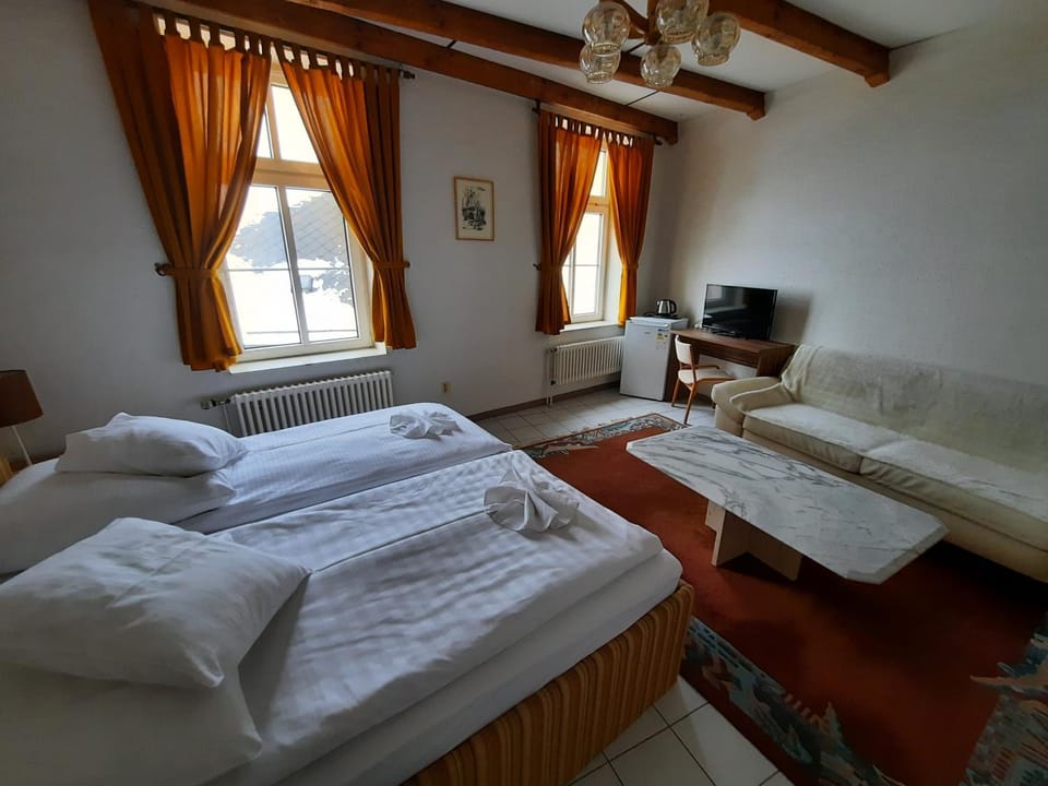 Hotel Koruna Hotel in Lower Silesian Voivodeship