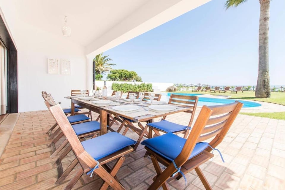 Patio, Seating area