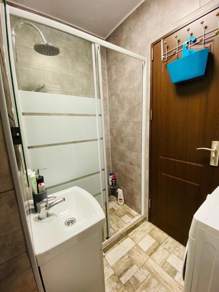 2 Rooms Apartment ! Apartment in Craiova