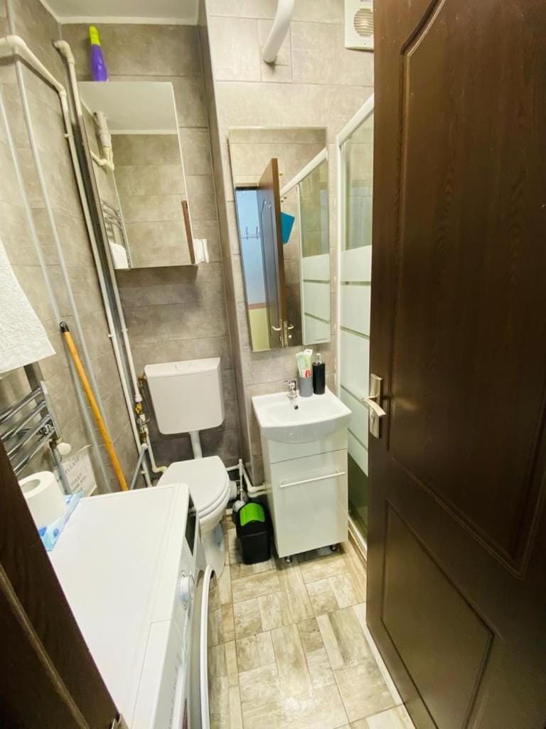 2 Rooms Apartment ! Apartment in Craiova