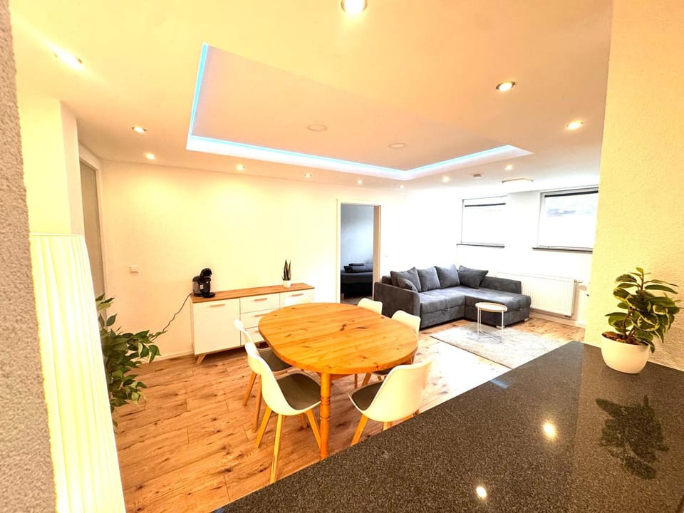 Living room, Seating area, Dining area