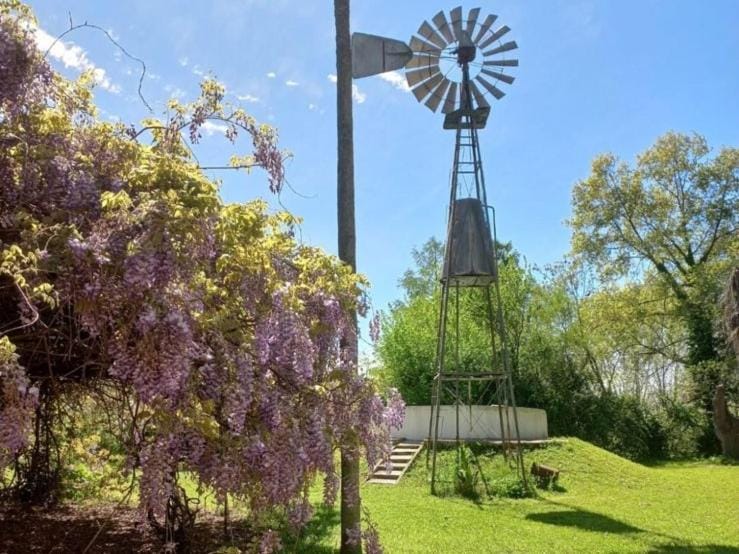 Chacra del Molino Casa de Campo con Pileta House in Buenos Aires Province