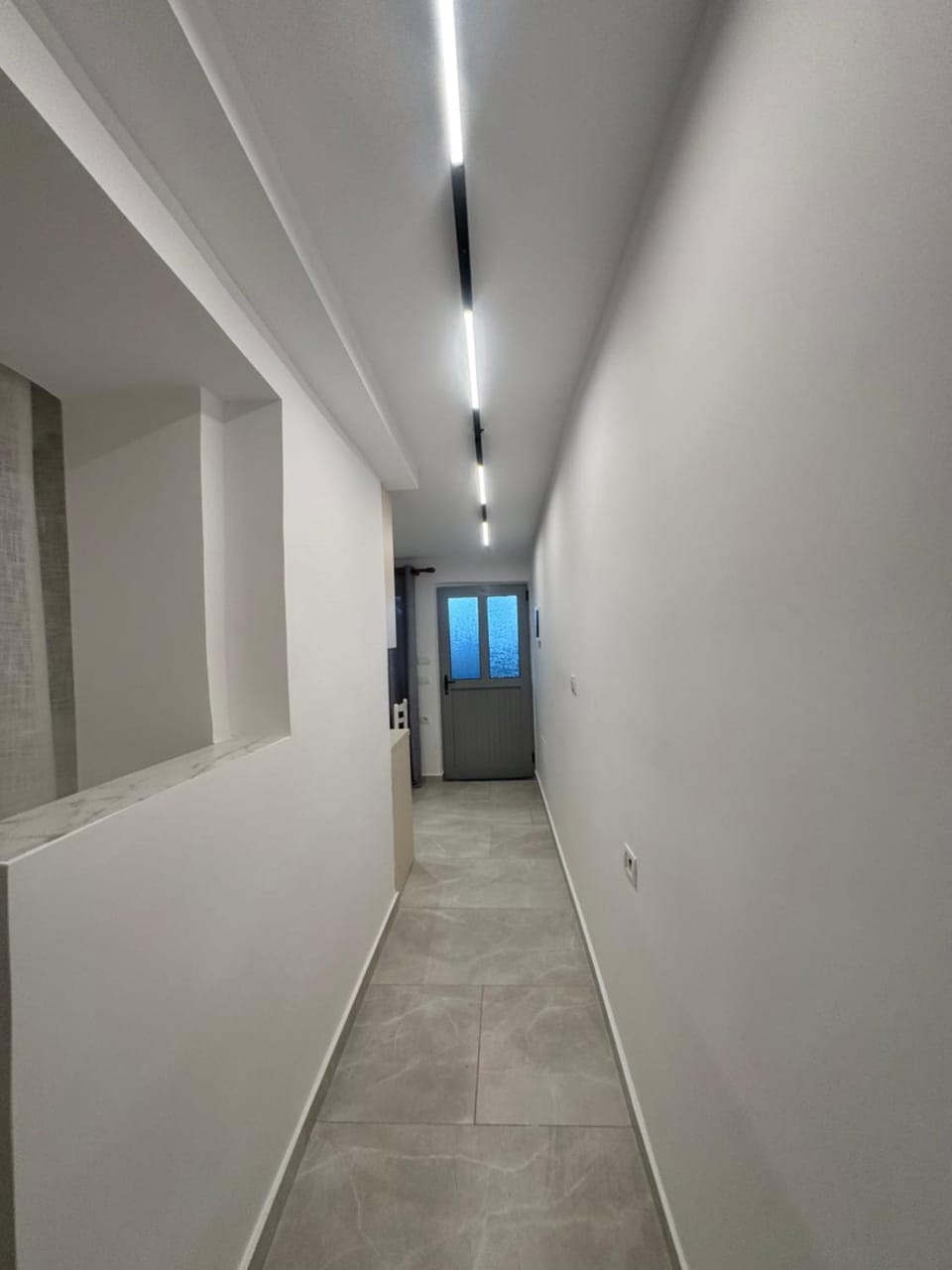 Spring House Apartment in Ksamil