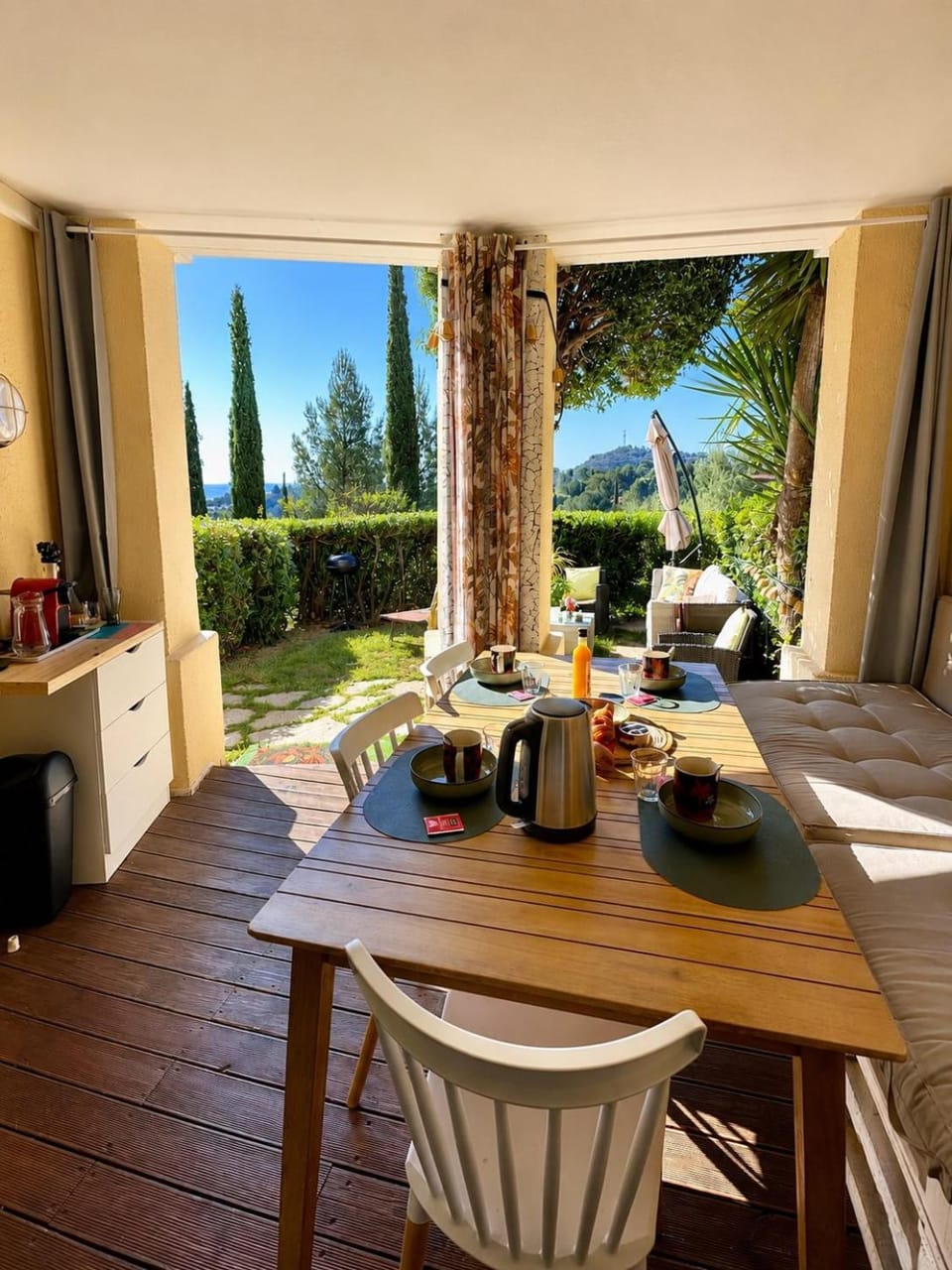Patio, Natural landscape, Coffee/tea facilities, Balcony/Terrace, Garden view